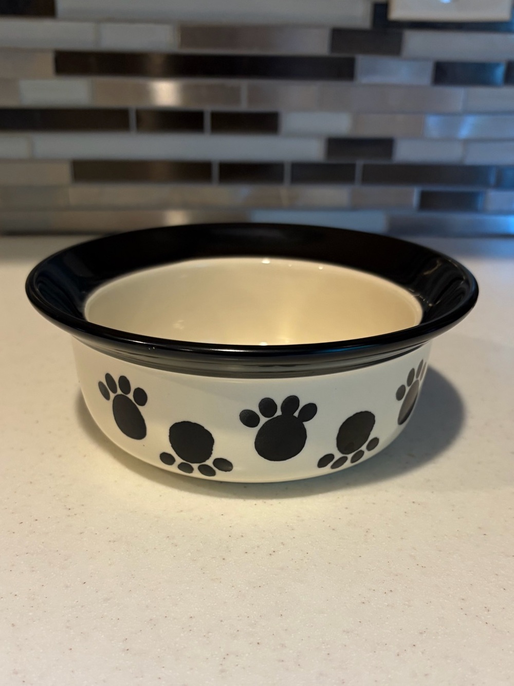 🐾Petrageous Paws n’ Around Paw Print Pet Bowl